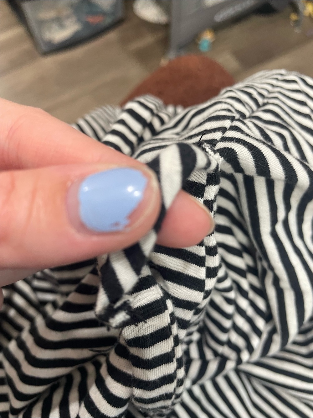 DAMAGED Kate Spade Robe - Picture 6 of 7